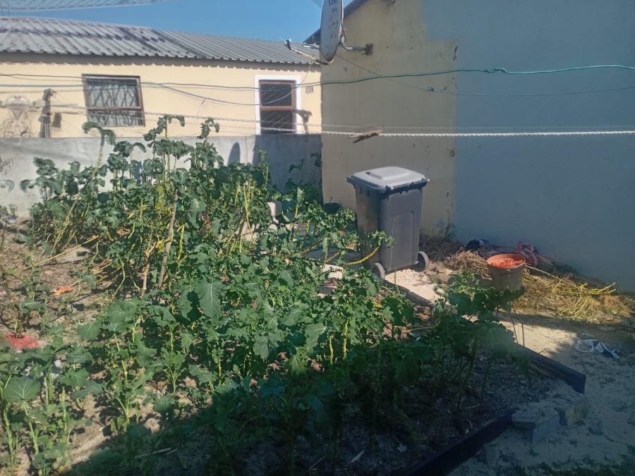 2 Bedroom Property for Sale in Kuyasa Western Cape